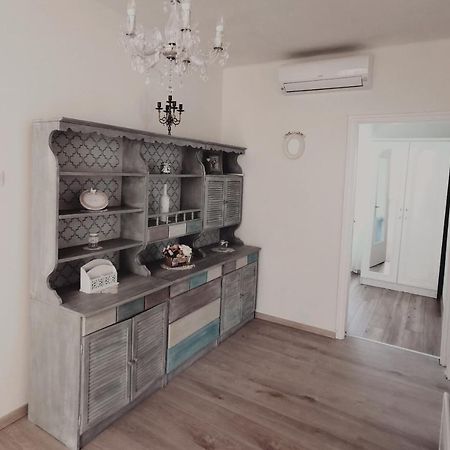 Family Garden Apartmanhaz Siofok Bagian luar foto